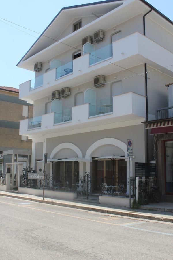 Hotel Solaris Giulianova Εξωτερικό φωτογραφία