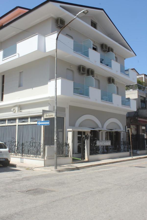 Hotel Solaris Giulianova Εξωτερικό φωτογραφία