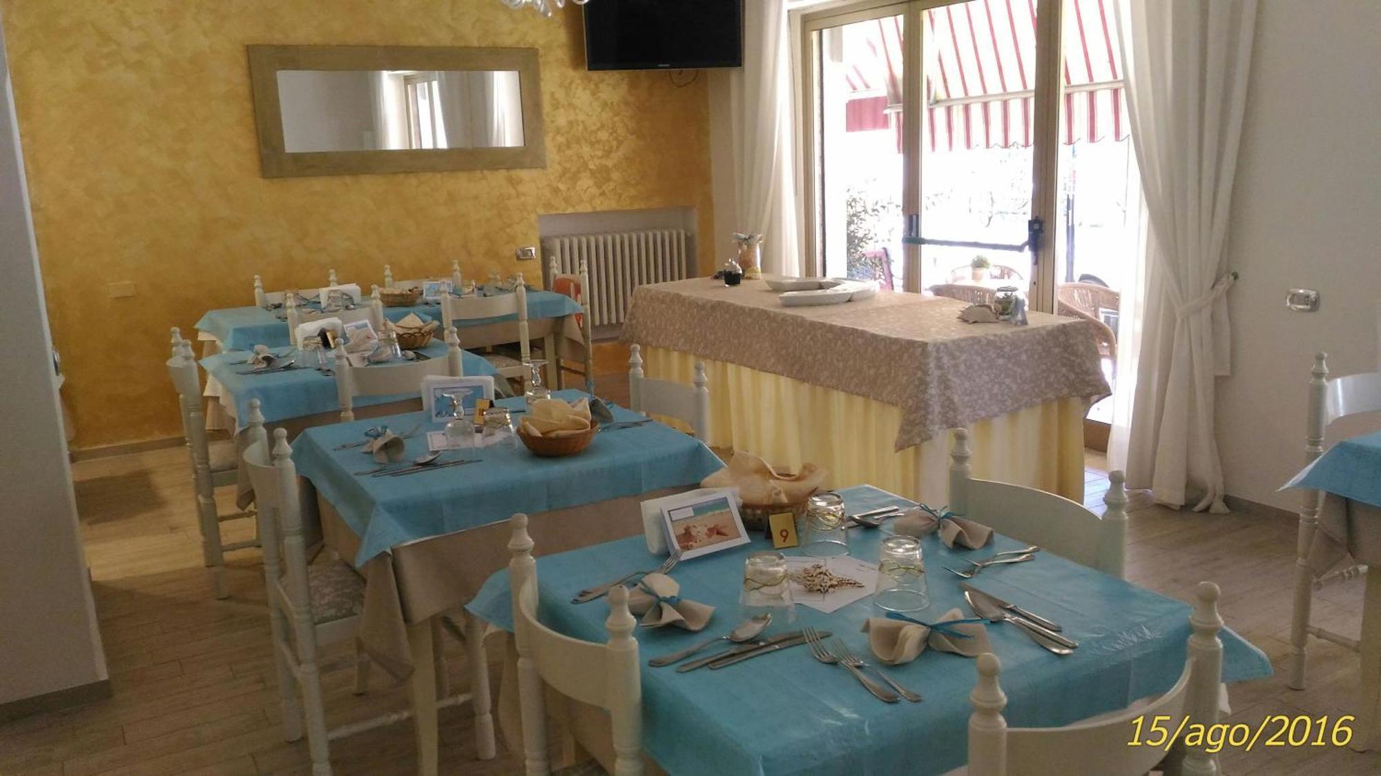 Hotel Solaris Giulianova Εξωτερικό φωτογραφία