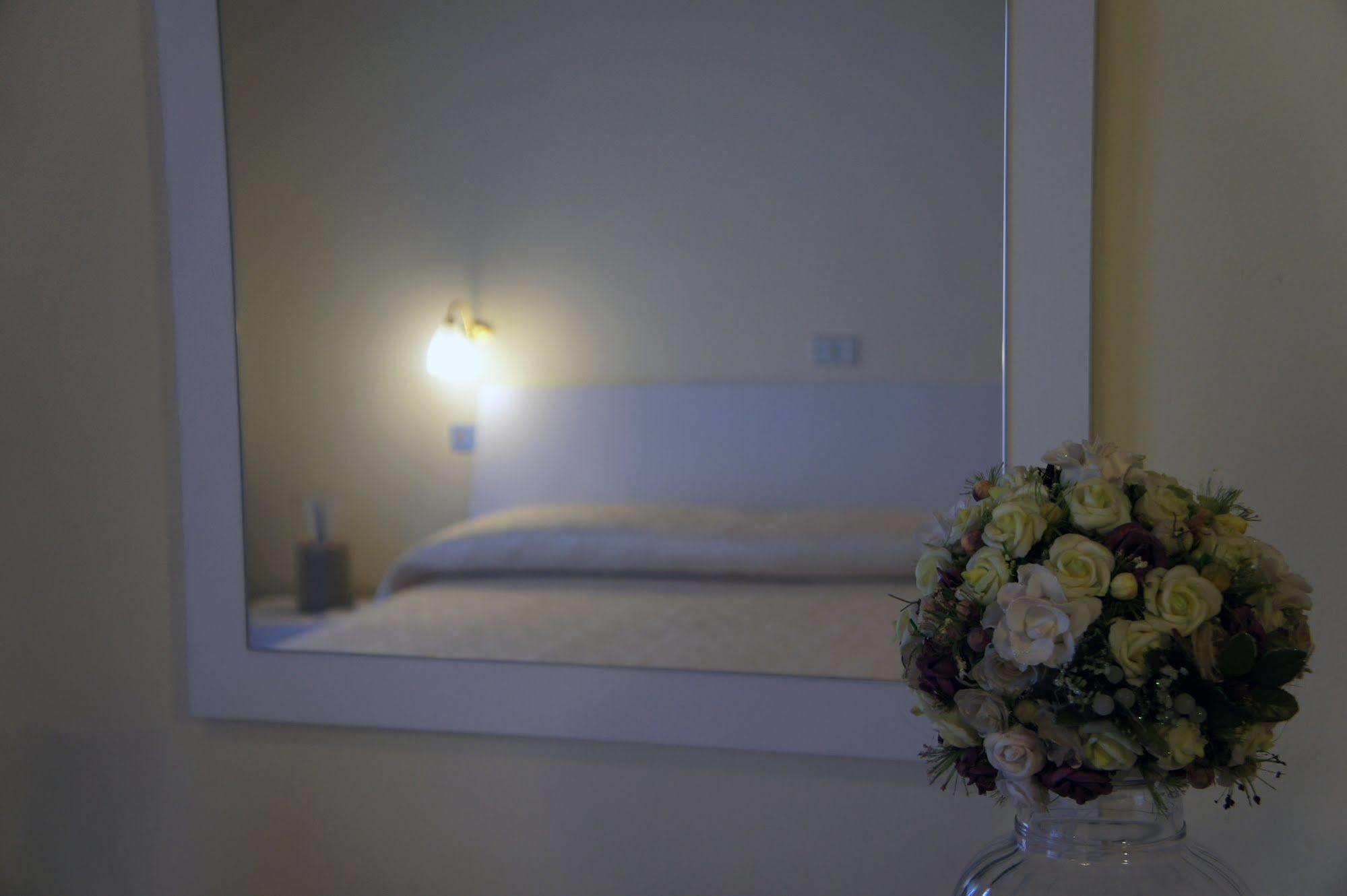 Hotel Solaris Giulianova Εξωτερικό φωτογραφία